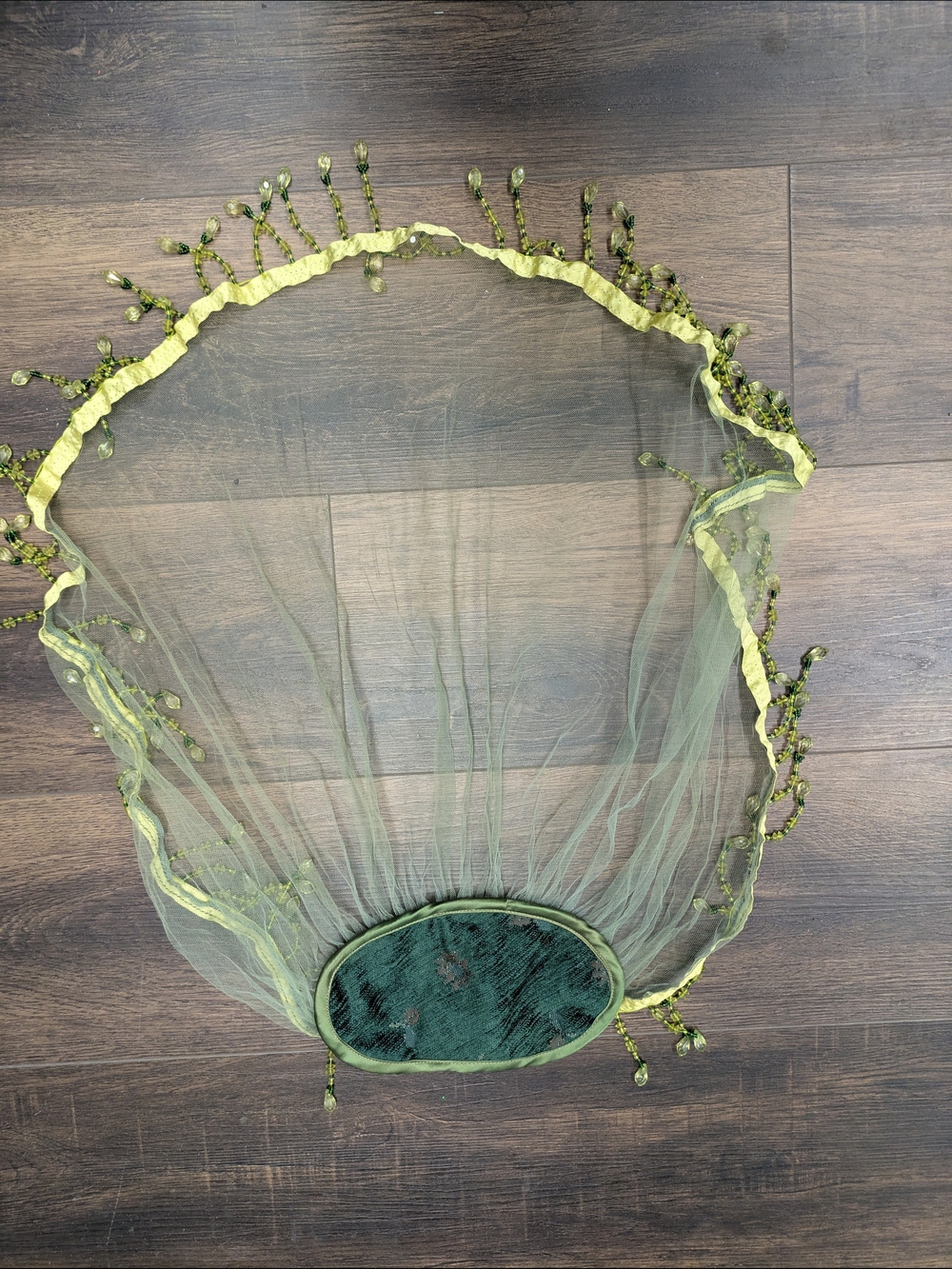 Moresca Green Velvet Feather Trim Arm Bands - Skirt Accessory Head Piece - Picture 7 of 8